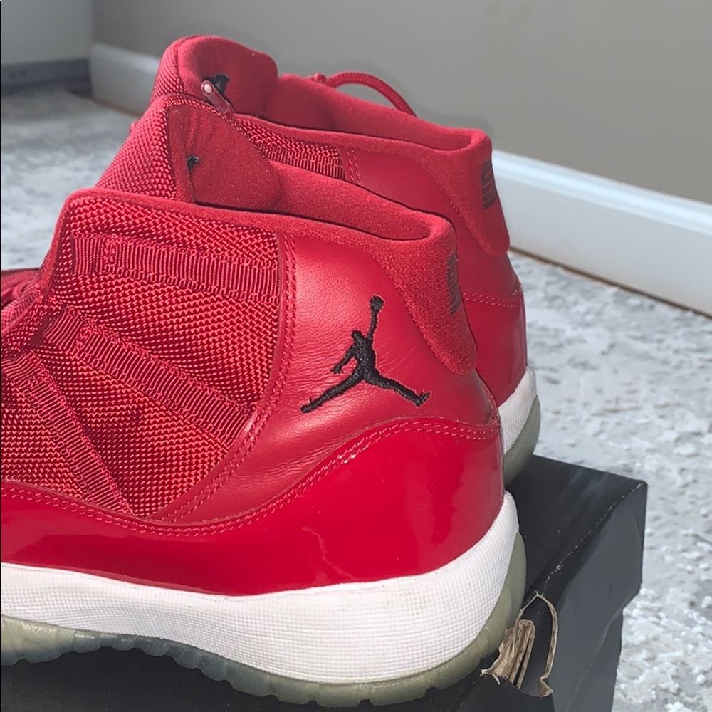 Air Jordan 11 Retro Red  “Win like 96” - Picture 4 of 5